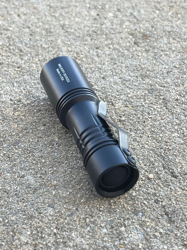 マグライト Amazon.co.jp: MAG-LITE(マグライト) ミニマグライト 2AAA LED(単四2本