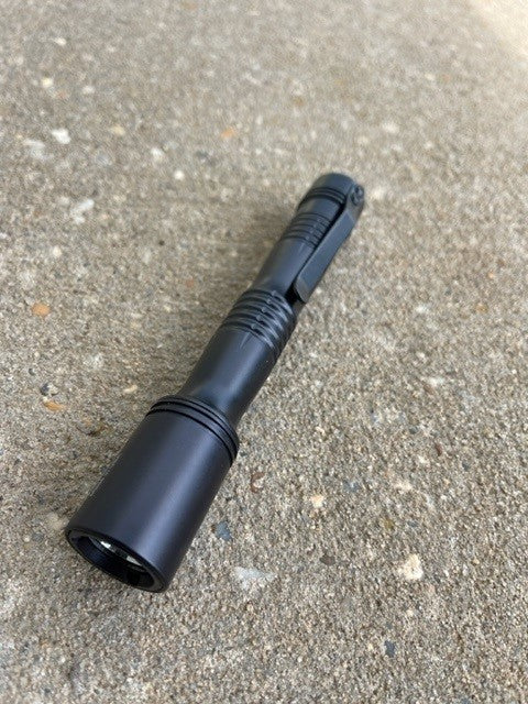 MDC 2AA Flashlight – Malkoff Devices
