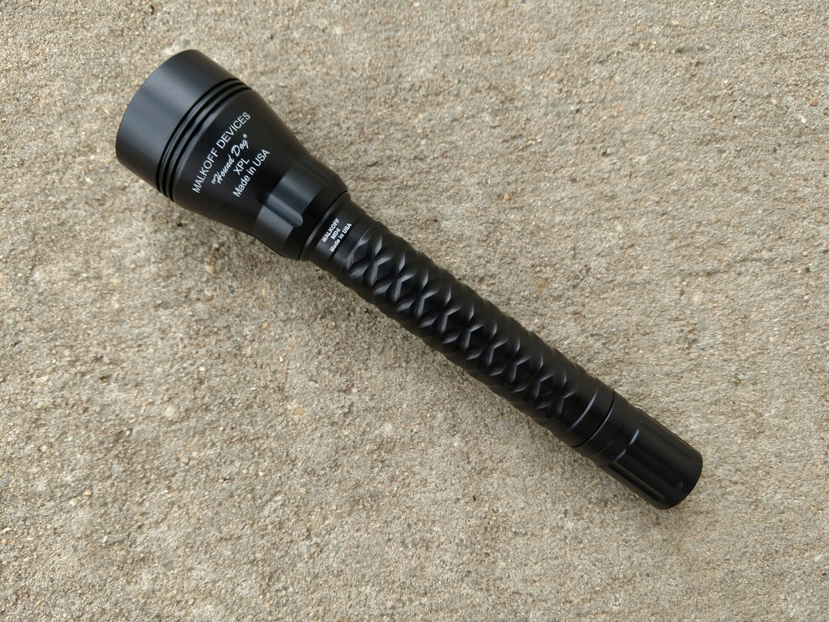 Hound Dog XPL Flashlight – Malkoff Devices