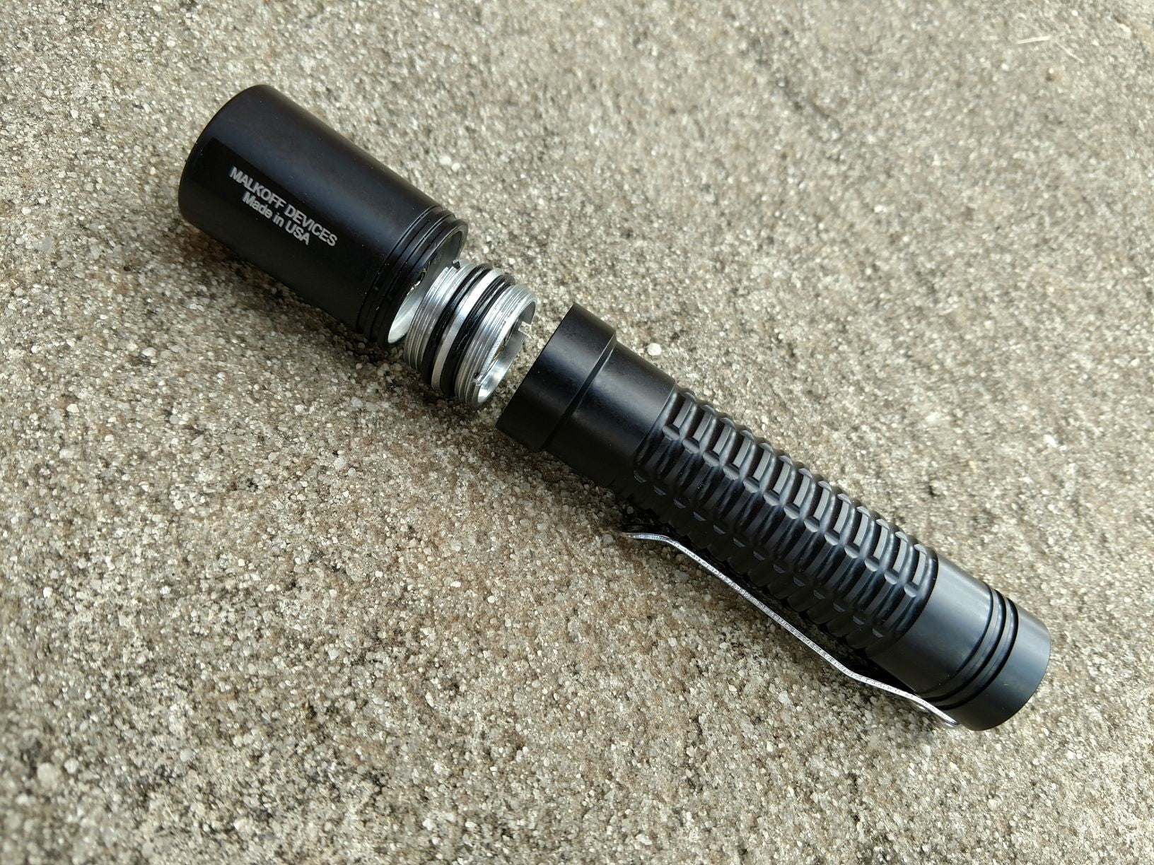 MDC Bodyguard V2 18650 Flashlight